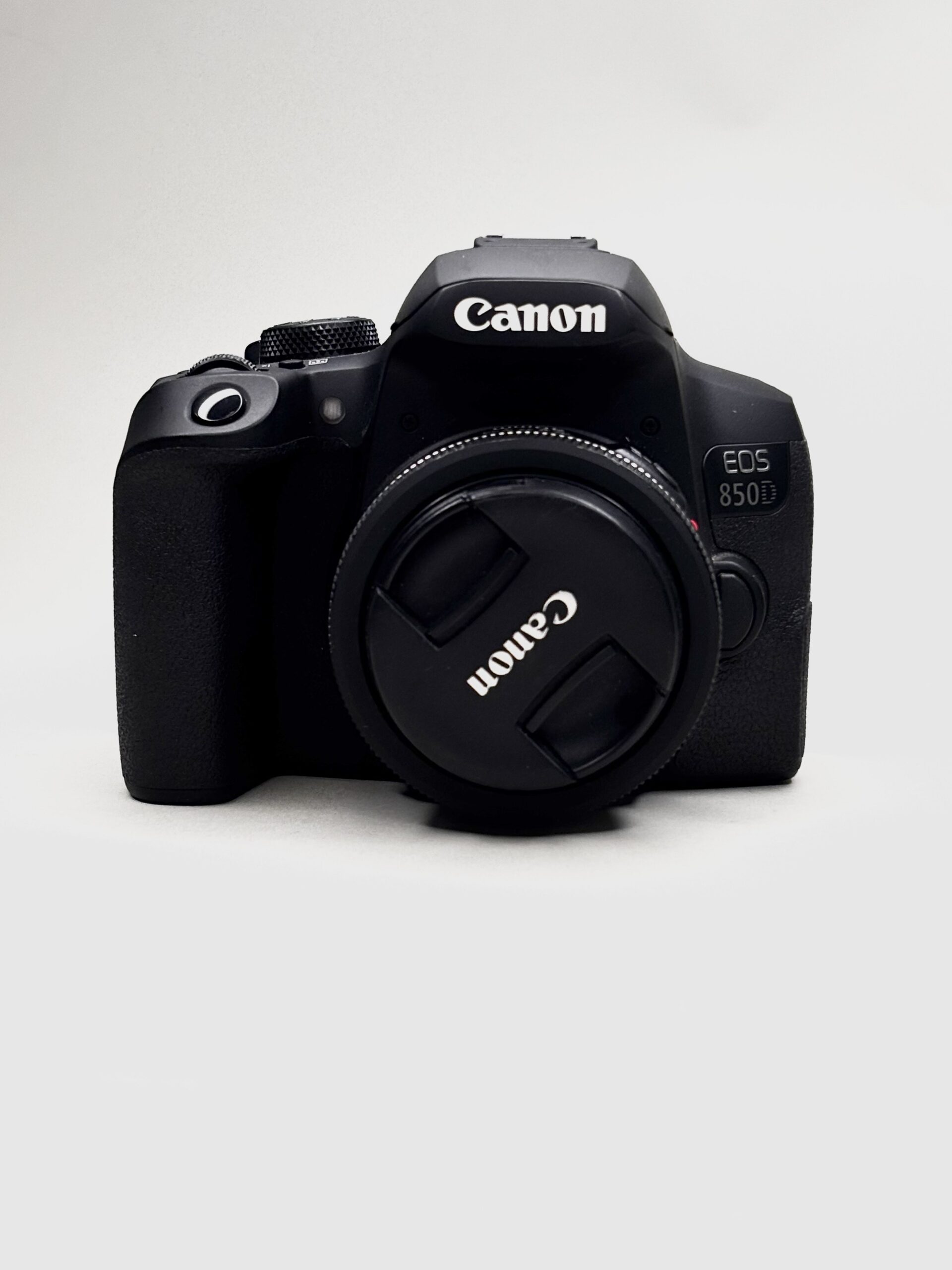 Canon EOS 850D 40mm