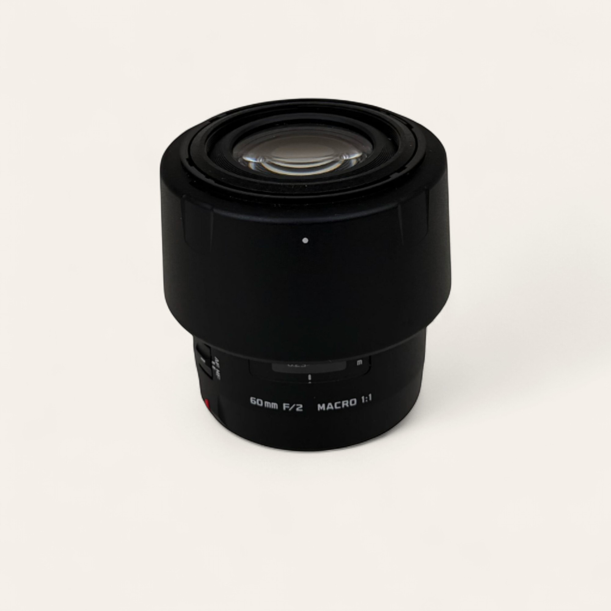 Tamron 60mm F/2 Macro 1:1 objektiv i sort