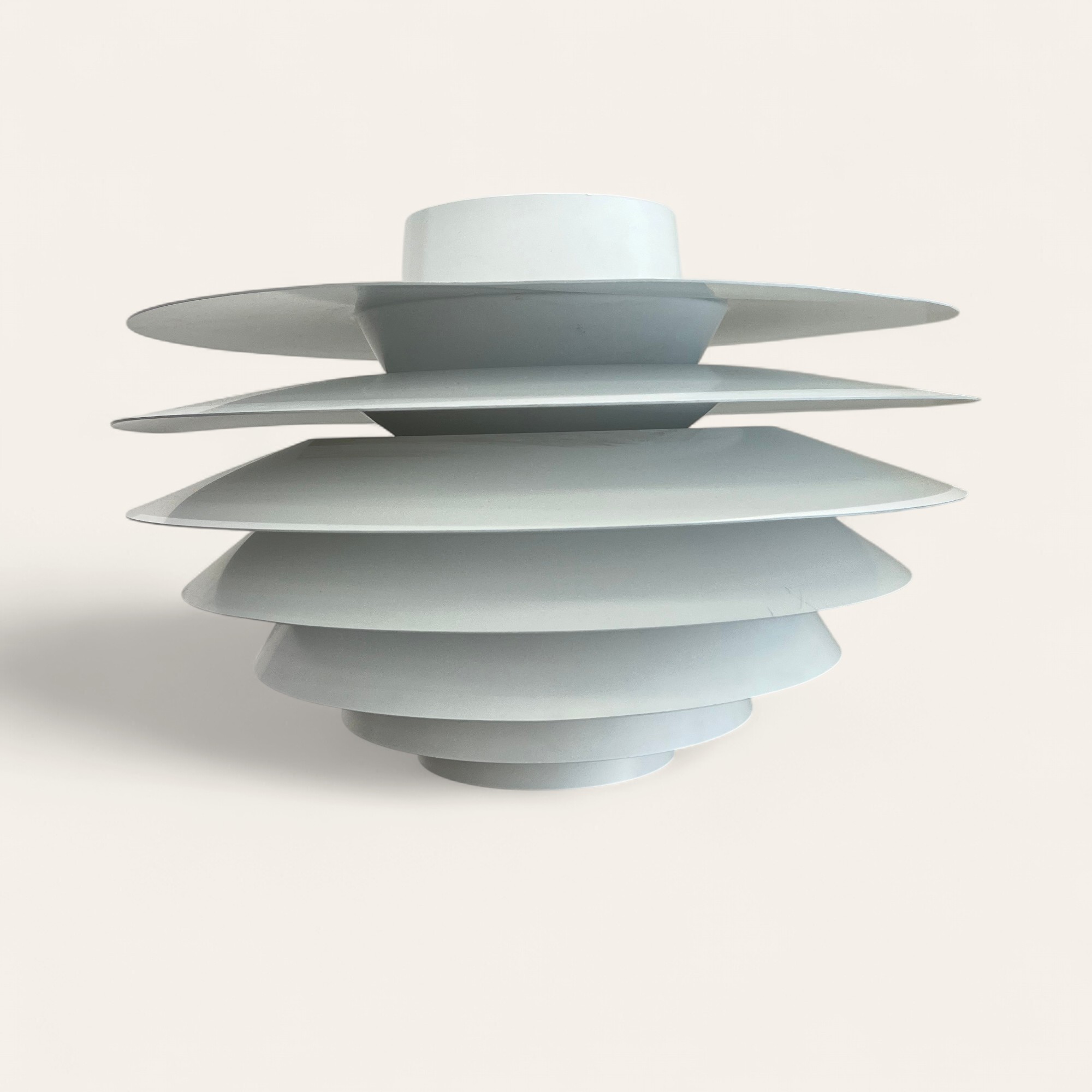 Verona Lamper