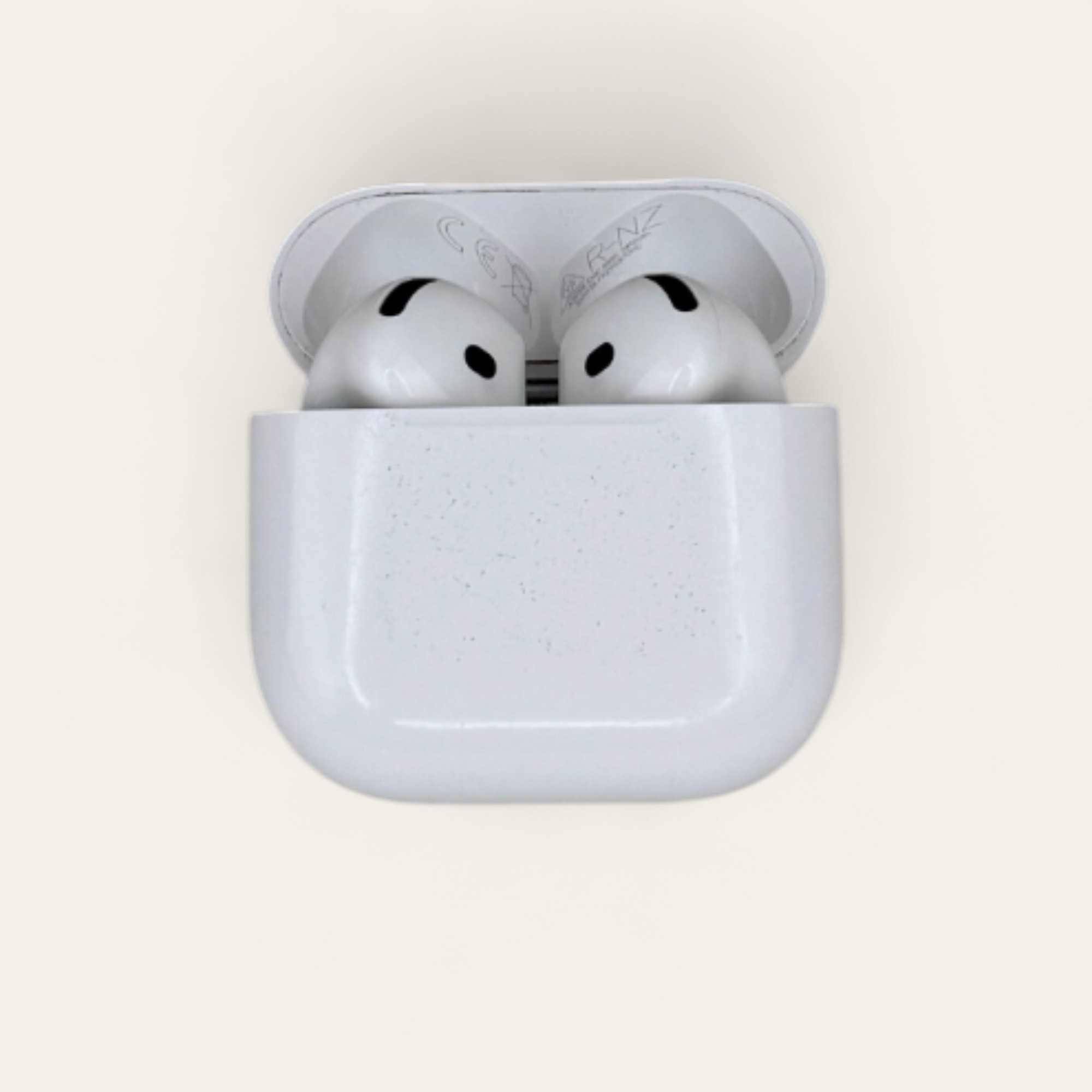 Apple AirPods 4