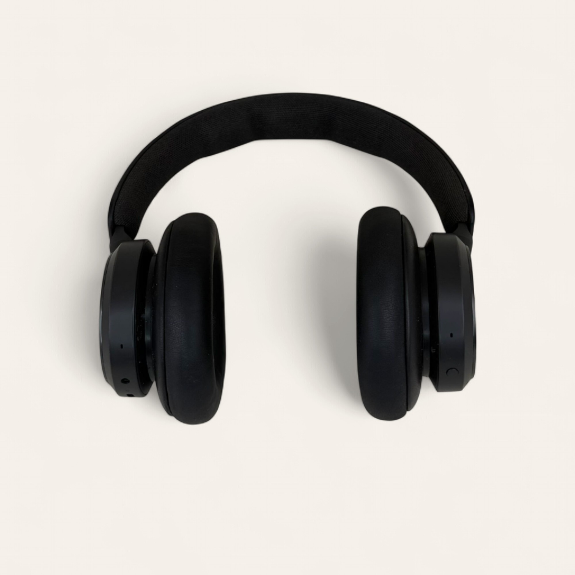 B&O Beoplay HX