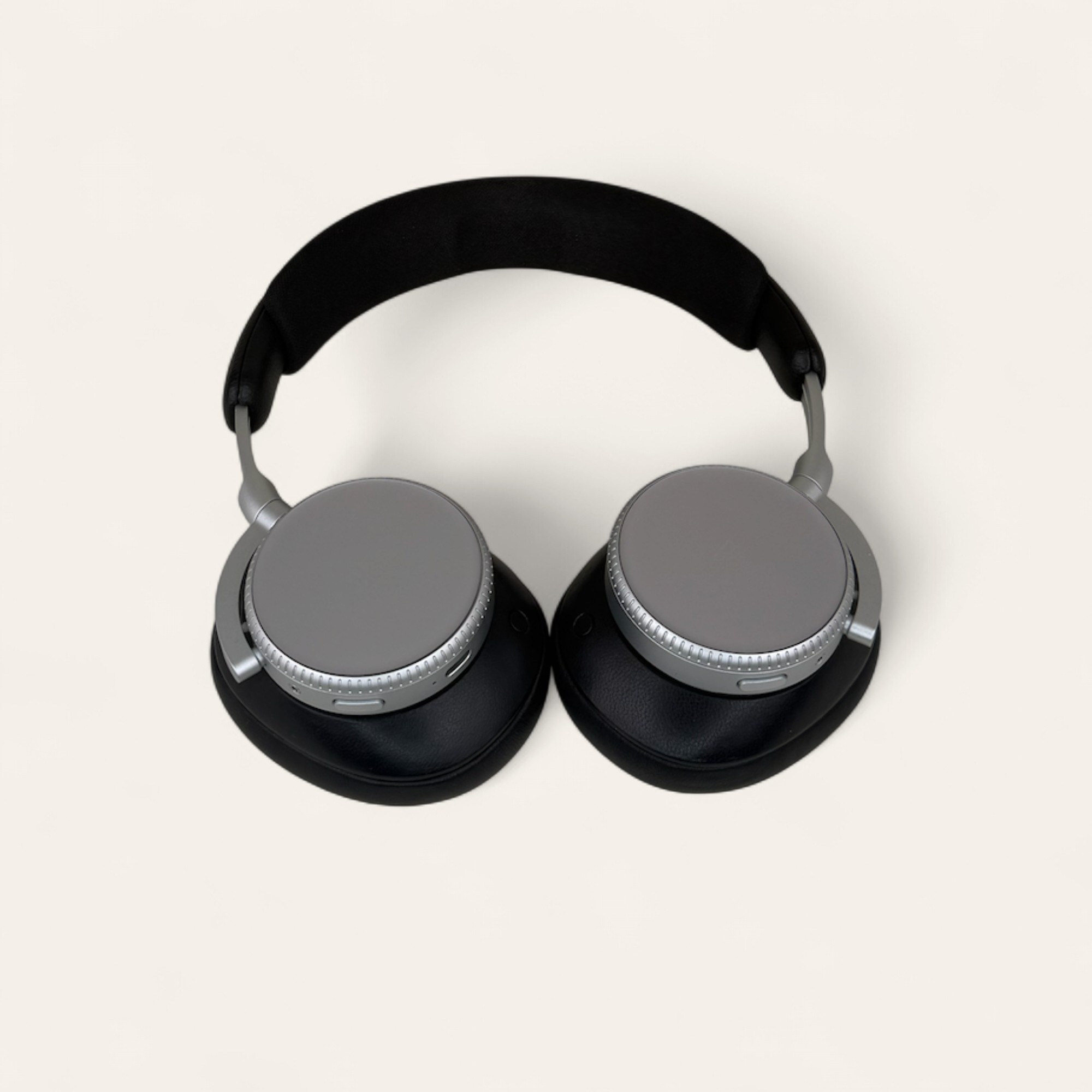 BANG & OLUFSEN BEOPLAY H100
