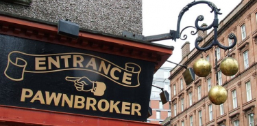 Traditional_pawnbroker_sign_-_geograph.org.uk_-_516701